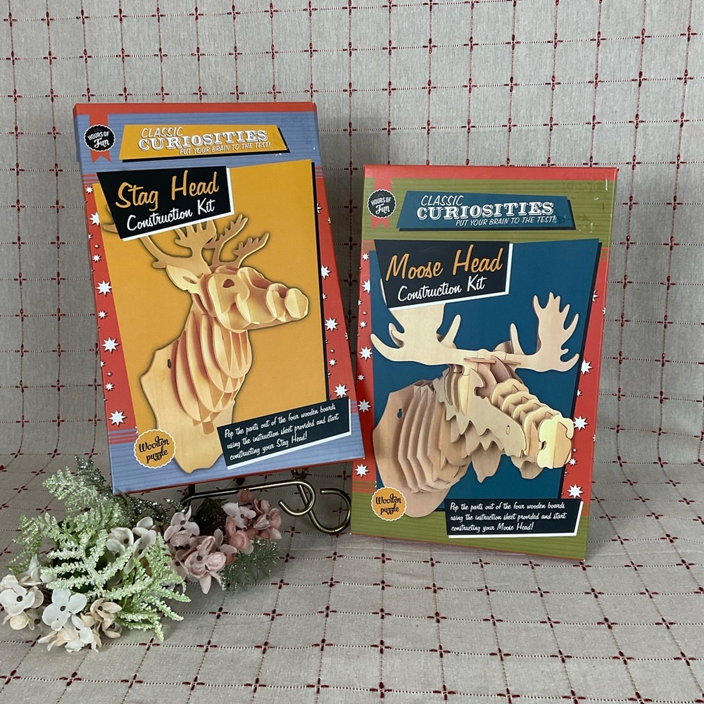 3-D Wooden Moose & Stag Head Puzzle Construction Kit Classic Curiosities NEW Set